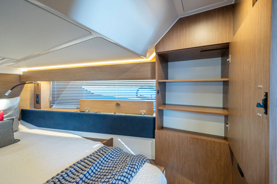 Gran Turismo 36 IB storage in the master cabin