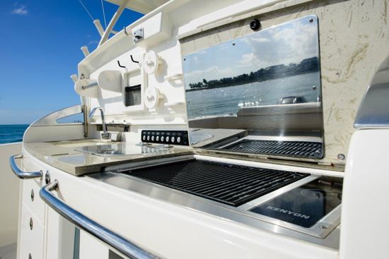 Outrage 420 galley with grill