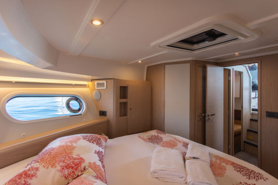 Swift trawler 41 master kabina ulaz / prozor brodski