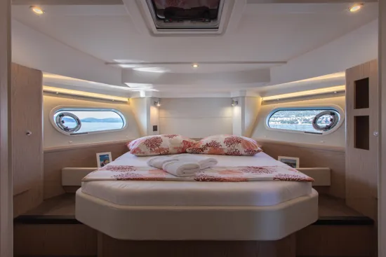 BENETEAU SWIFT TRAWLER 41 FLY