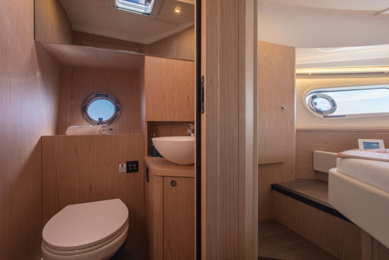 Swift Trawler 41 master kabina wc 