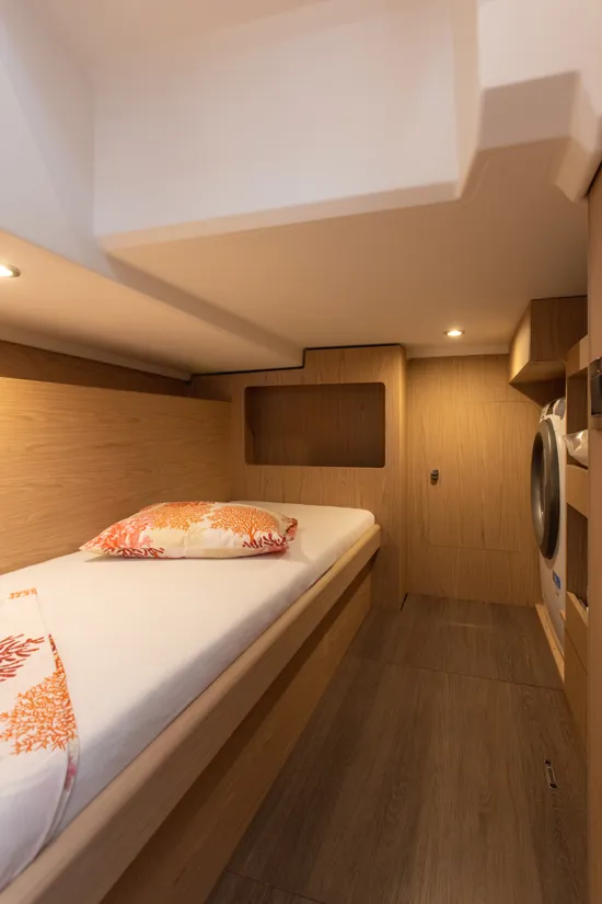 Swift Trawler 41 treća kabina / skiper kabina