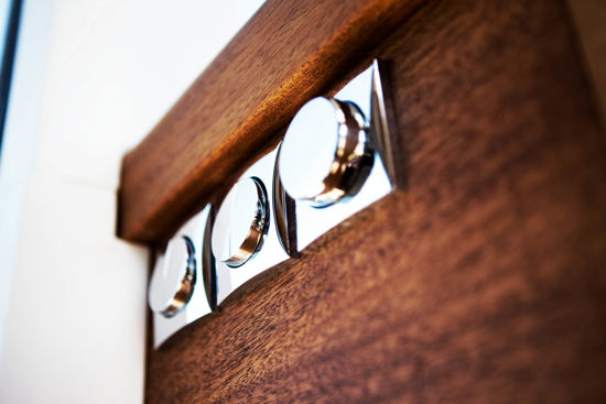 paragon-yachts-31-cabin-buttons