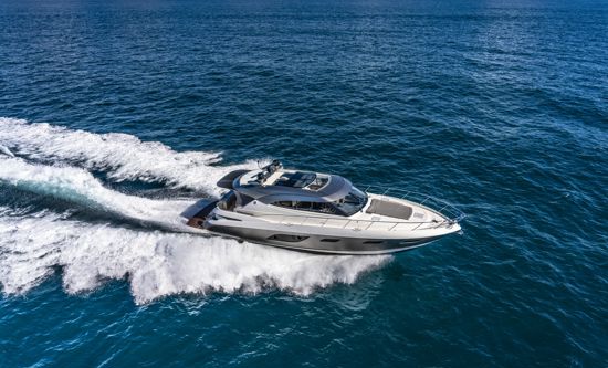 aerial-view-of-the-riviera-sport-yacht-6000-at-the-full-speed