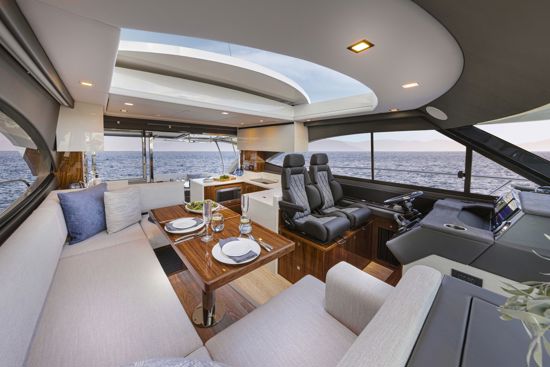 riviera-sport-yacht-4600-saloon-socializing-area-and-helm