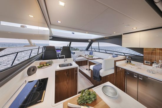 riviera-sport-yacht-4600-saloon-and-galley
