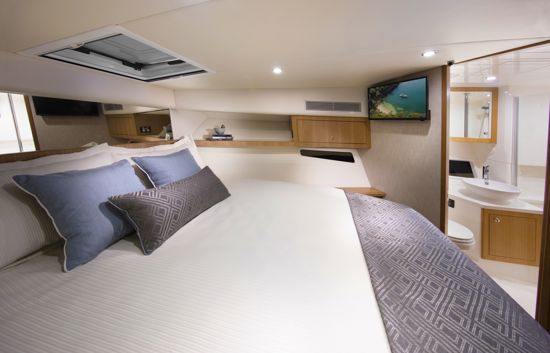 SUV-395-master-stateroom-side-view