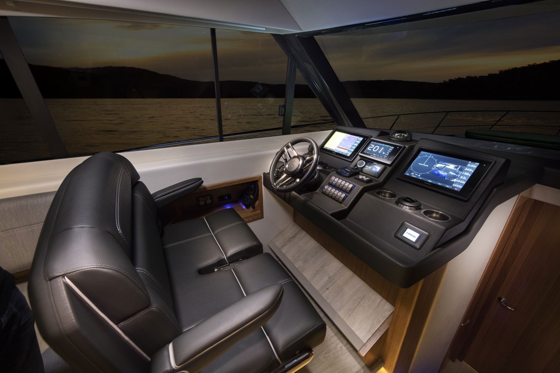 SUV 395 