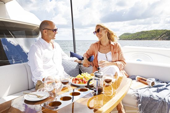 breakfast-on-the-fore-deck-of-the-78-motor-yacht
