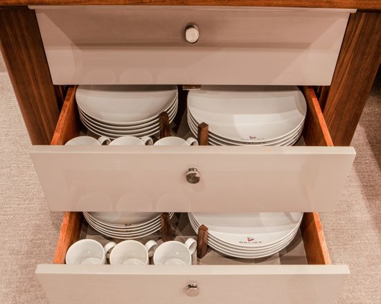belize-66-daybridge-storage-in-drawers