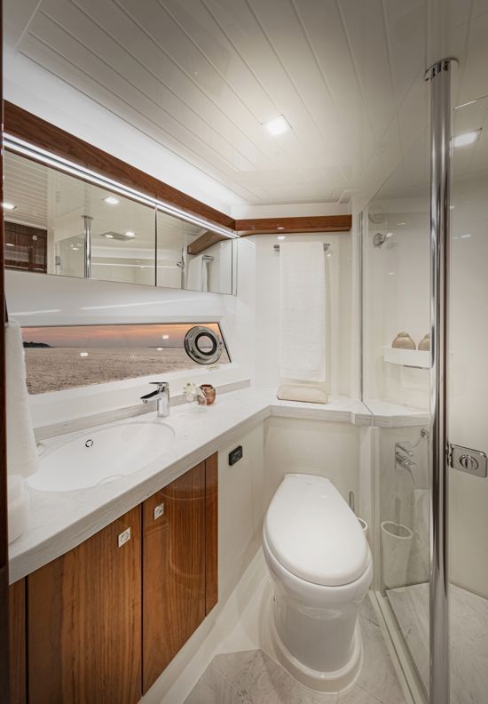 bathroom-on-board-sports-motor-yacht-68