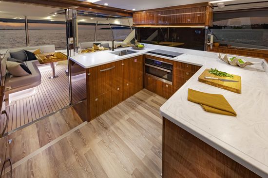 modern-galley-on-the-sports-motor-yacht-68
