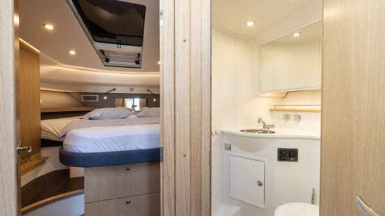 nimbus-405c-cabins-2