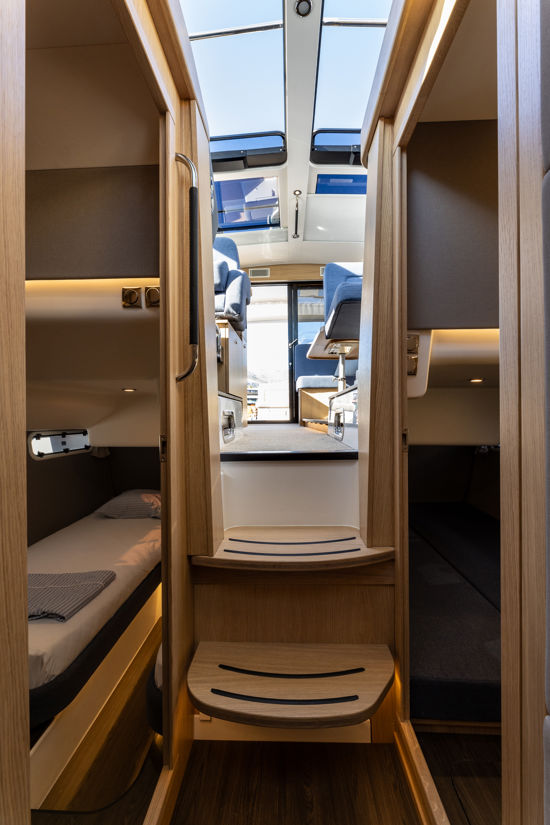 nimbus-405c-cabins-7