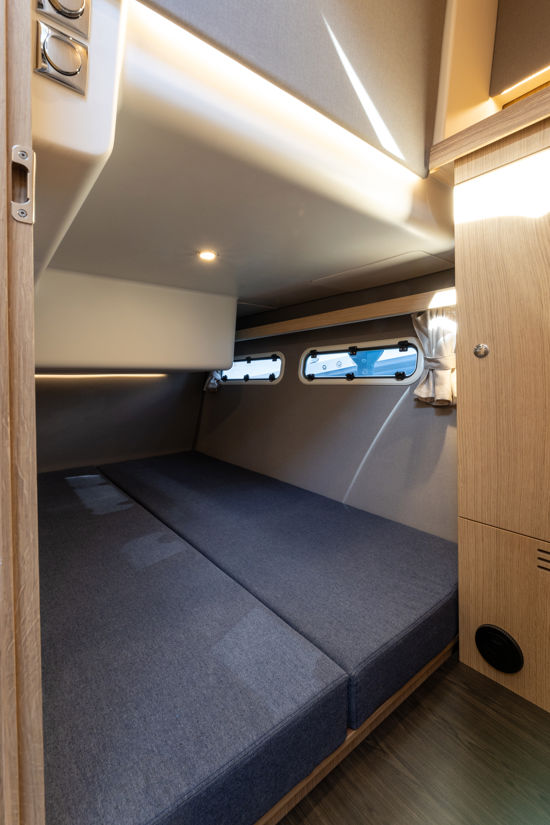 nimbus-405c-cabins-8