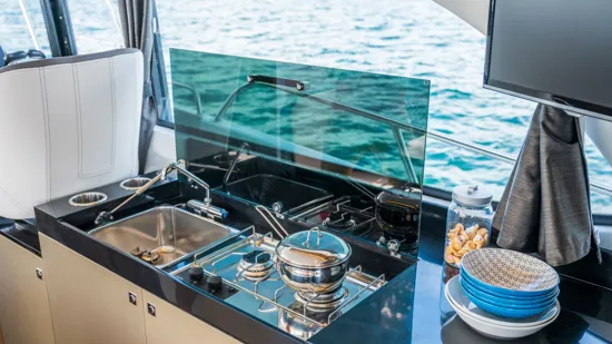 BENETEAU ANTARES OUTBOARD 11 COUPE 