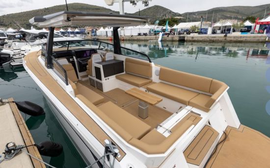X-YACHTS X-POWER 33C 