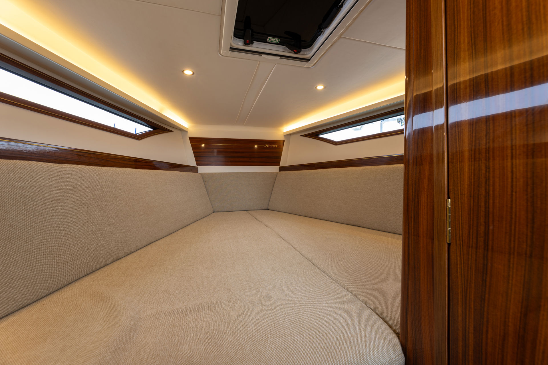 X-YACHTS X-POWER 33C