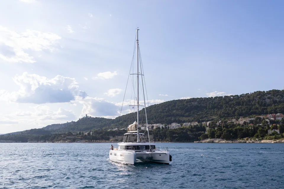 LAGOON 46 