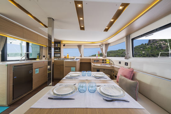 lagoon-46-iconic-interior
