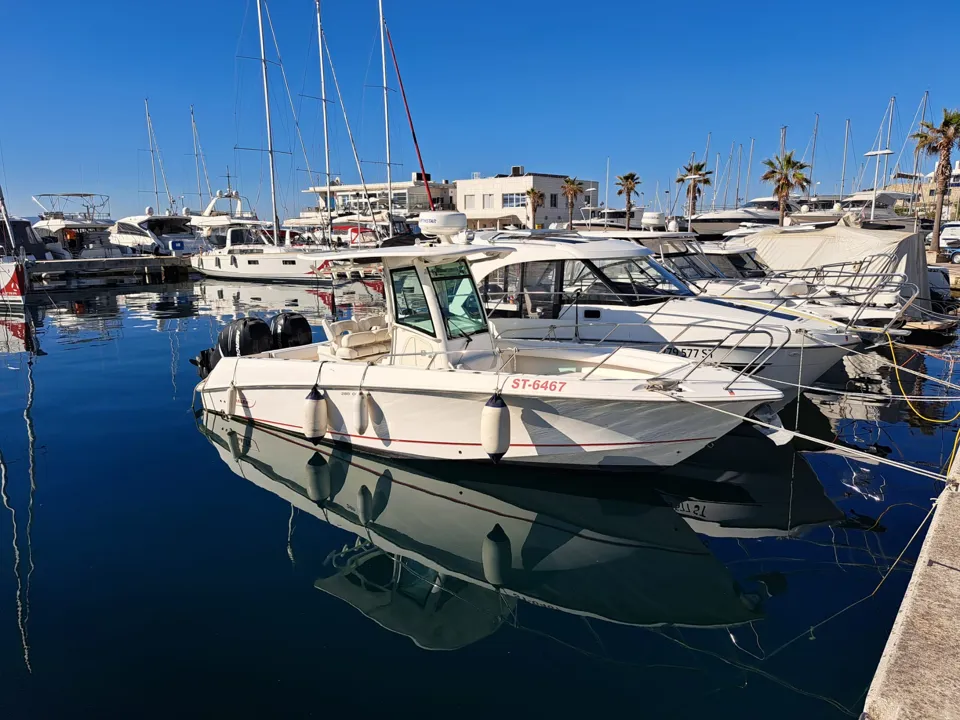BOSTON WHALER OUTRAGE 280