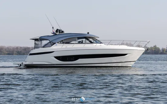 RIVIERA SPORT YACHT 4600 PLATINUM EDITION 