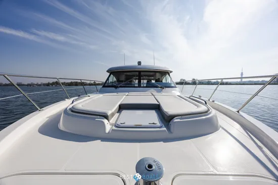 RIVIERA SPORT YACHT 4600 PLATINUM EDITION 
