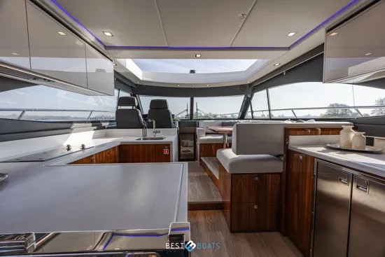 RIVIERA SPORT YACHT 4600 PLATINUM EDITION 