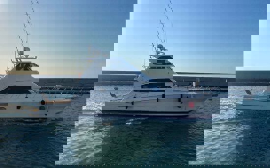 RIVIERA SPORTS MOTOR YACHT 58