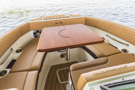 Spacious bow seating for relaxing and socializing