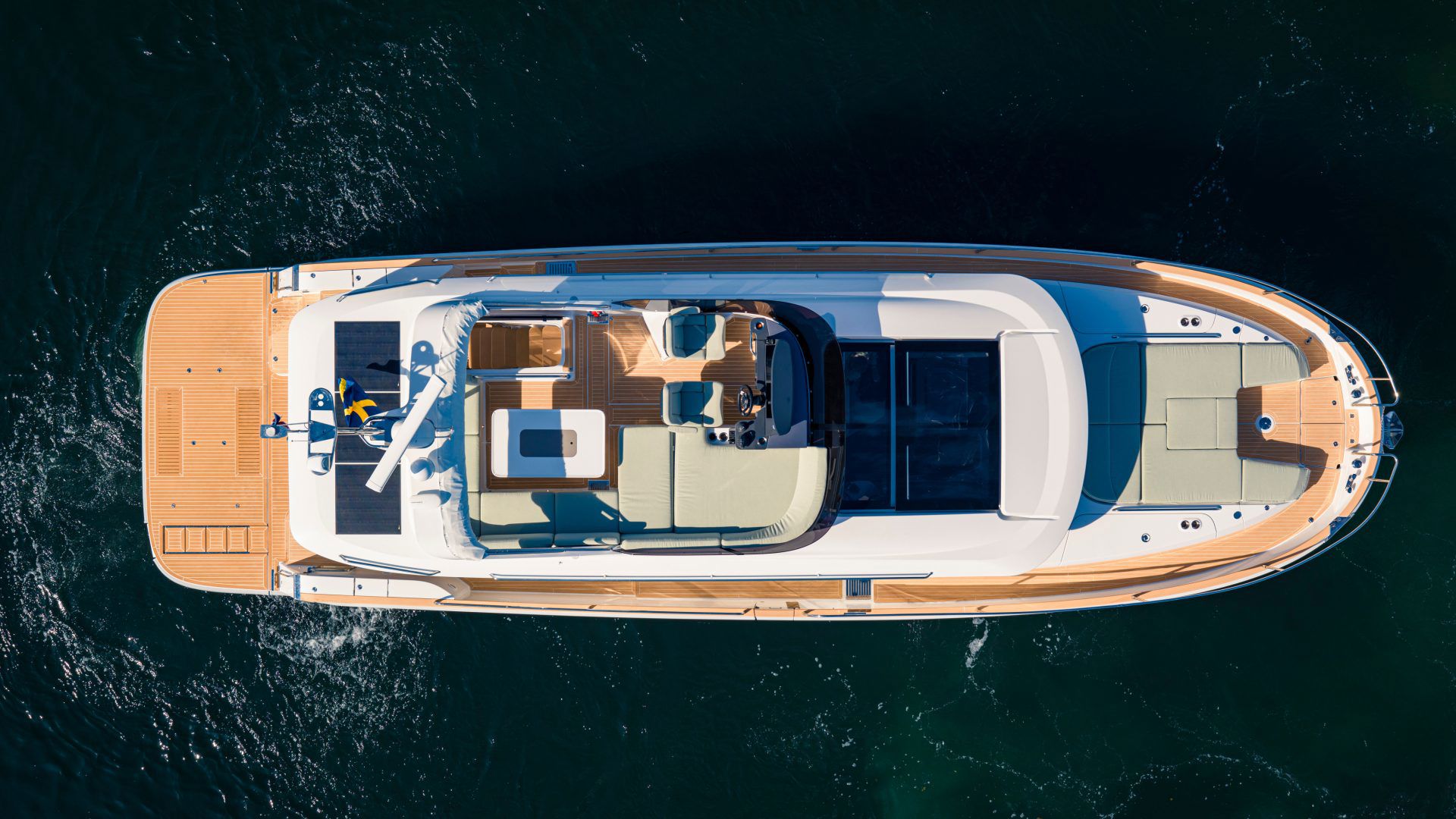 NIMBUS 495 FLYBRIDGE