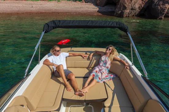 SEA RAY SUNSPORT 250