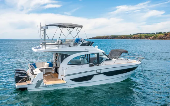 BENETEAU ANTARES OUTBOARD 11 FLY