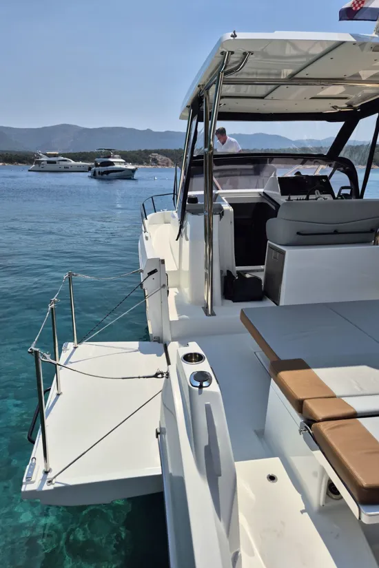 BENETEAU FLYER 9 SUNDECK
