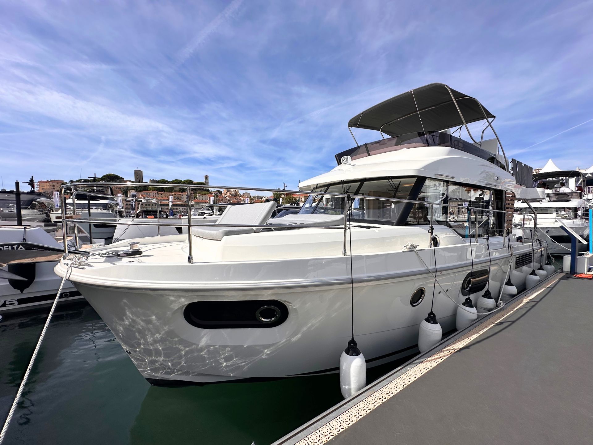BENETEAU SWIFT TRAWLER 41 FLY