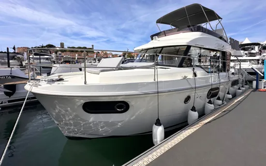 BENETEAU SWIFT TRAWLER 41 FLY