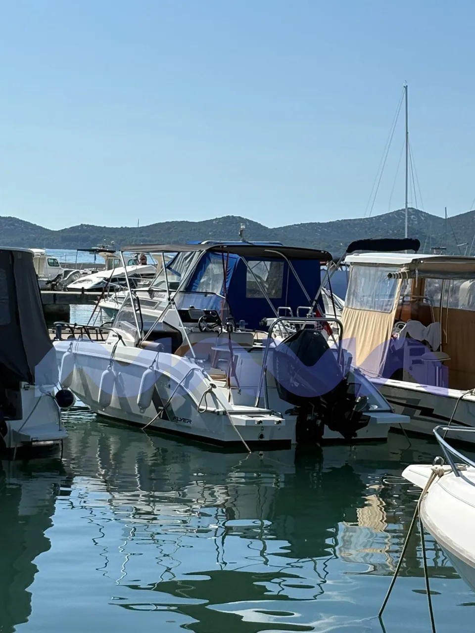 BENETEAU FLYER 7 SUNDECK