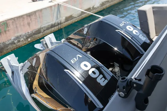 BENETEAU ANTARES OUTBOARD 11 COUPE