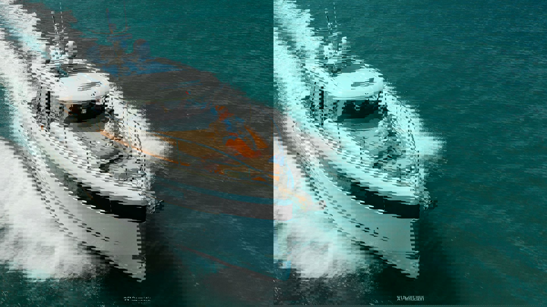 Explorer 44 