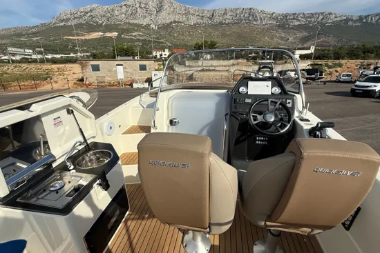 QUICKSILVER SUNDECK  / 