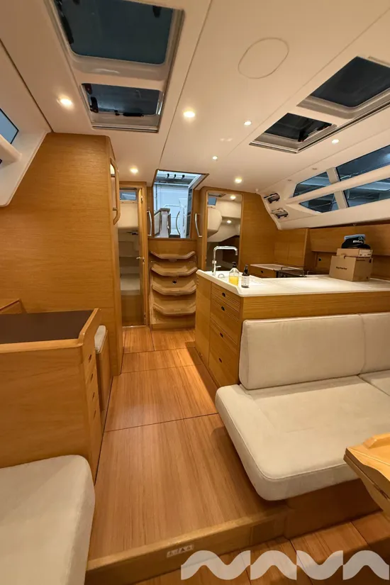 X-YACHTS XC 47 