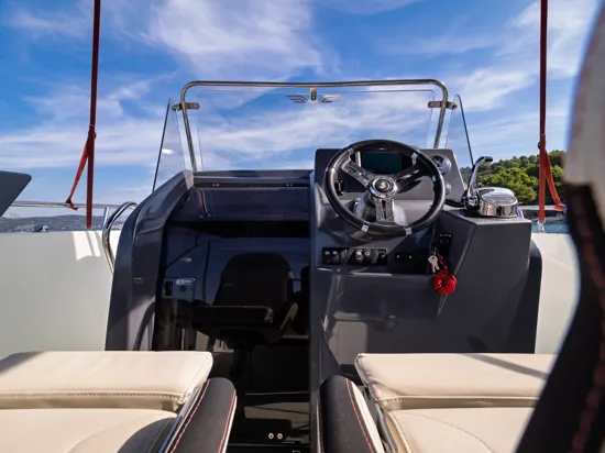 BENETEAU FLYER 7 SPACEDECK