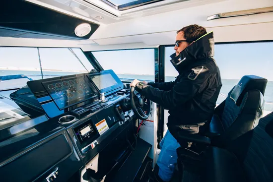 WELLCRAFT EXPLORER 38 