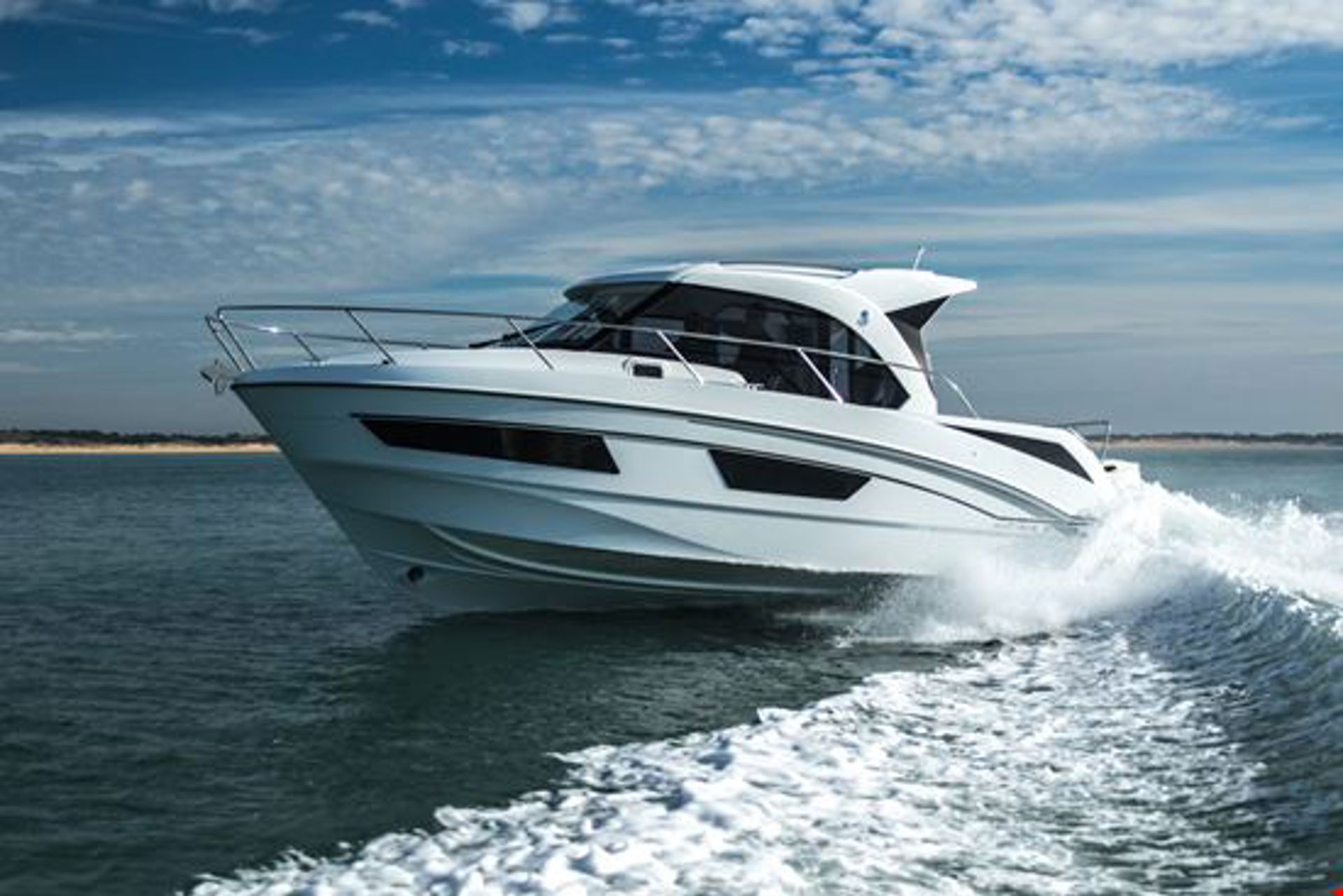 BENETEAU ANTARES OUTBOARD 9 