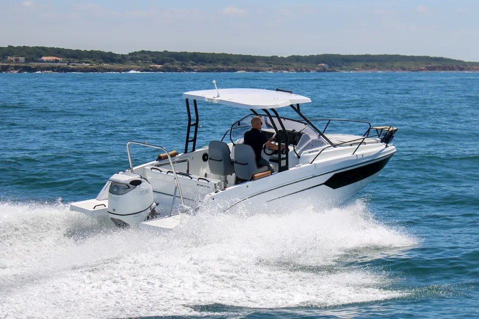 BENETEAU FLYER 8 SUNDECK