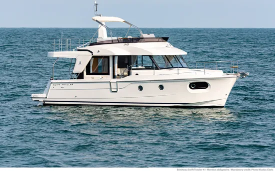 BENETEAU SWIFT TRAWLER 41 FLY