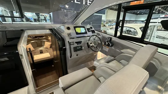 BENETEAU FLYER 10 SPORT TOP