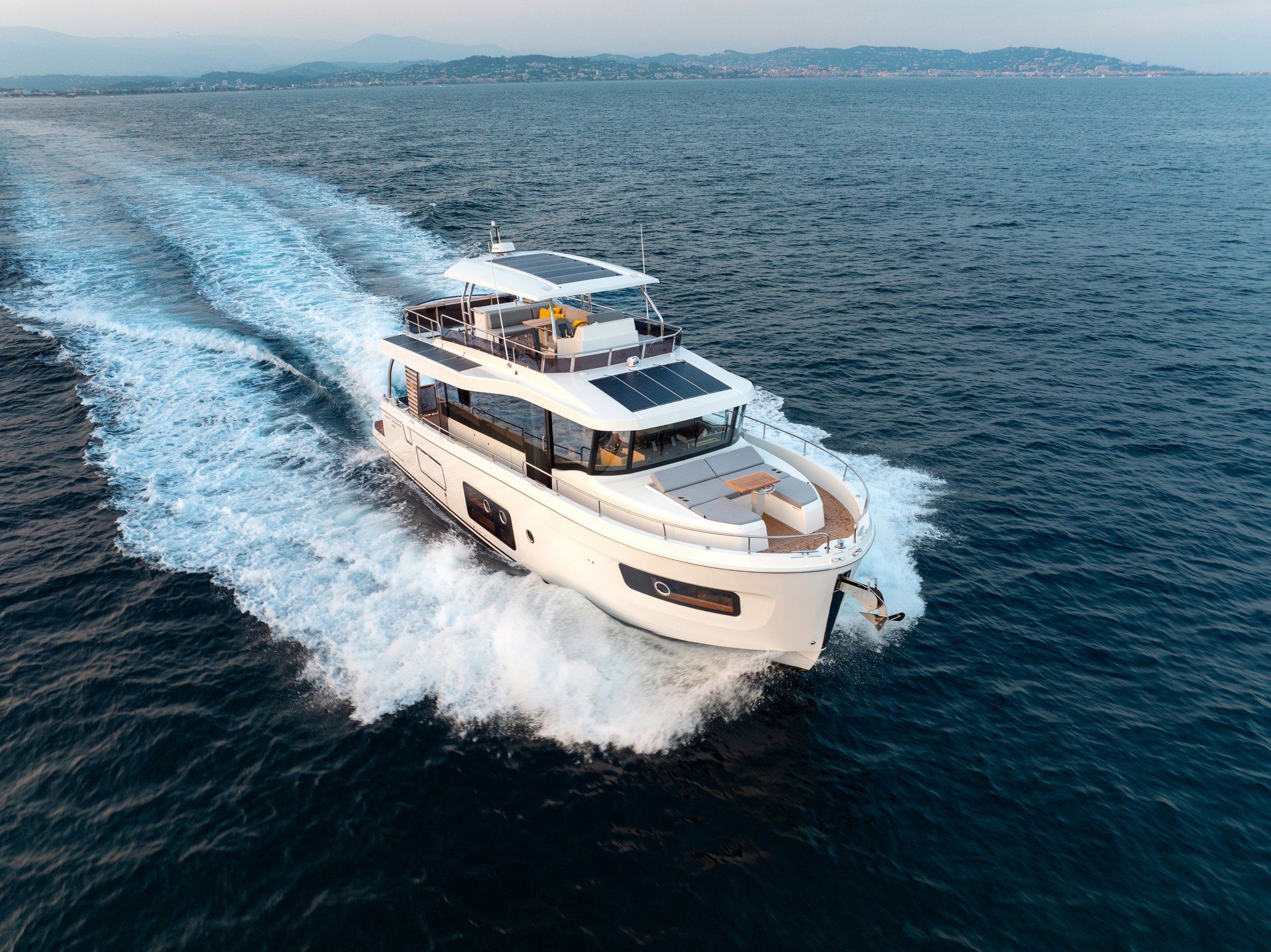 BENETEAU SWIFT TRAWLER 54 