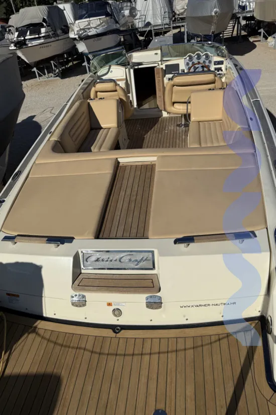 CHRIS CRAFT CORSAIR 28 