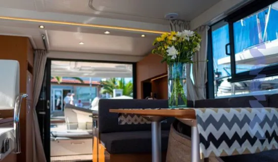 BENETEAU SWIFT TRAWLER 41 FLY